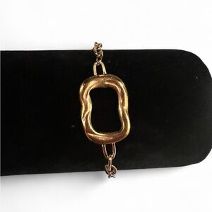 SLIDE JEWELRY Gold tone square link bracelet with adjustable chain jewelry
